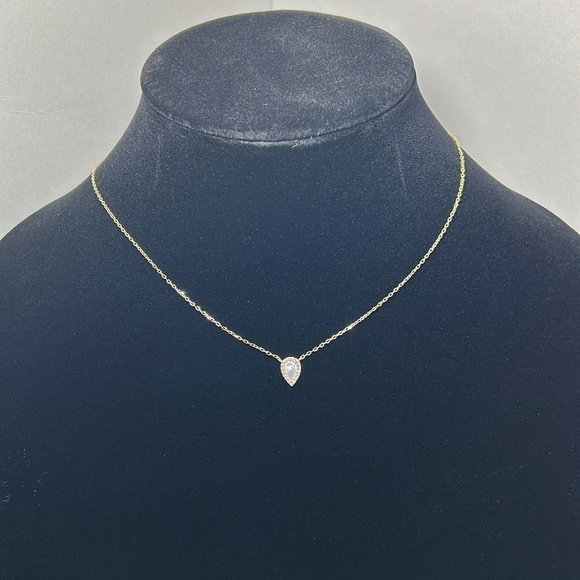 Argento Vivo Sterling Silver Mother of  pearl teardrop necklace - Picture 4 of 7